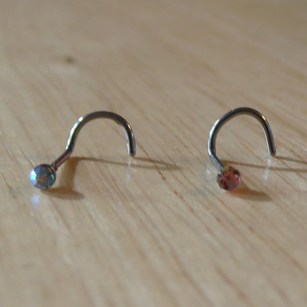 Nose Rings 3 pack + Bonus ring - Picture 1 of 2